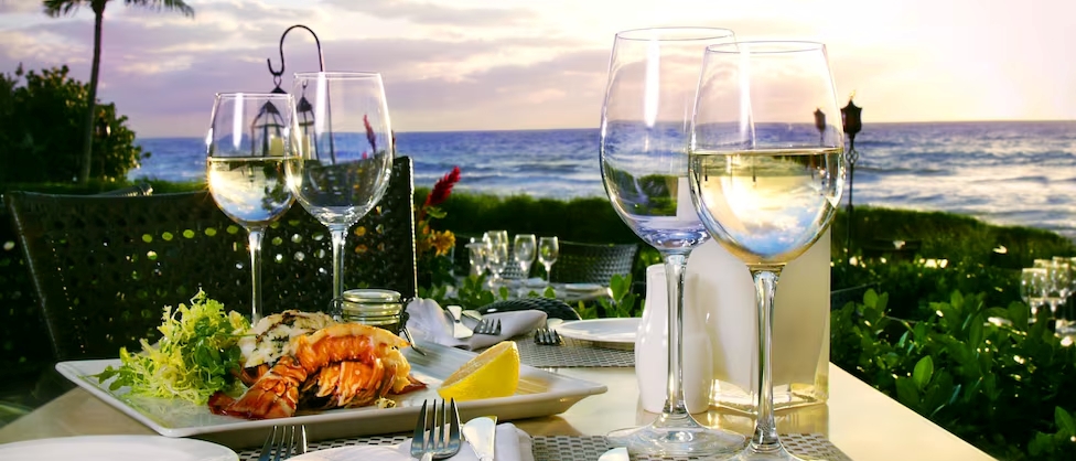 Veg and Non-Veg Restaurant in Murud